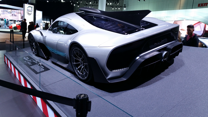 Illustration for article titled LA Auto Show Photo Dump/App Review